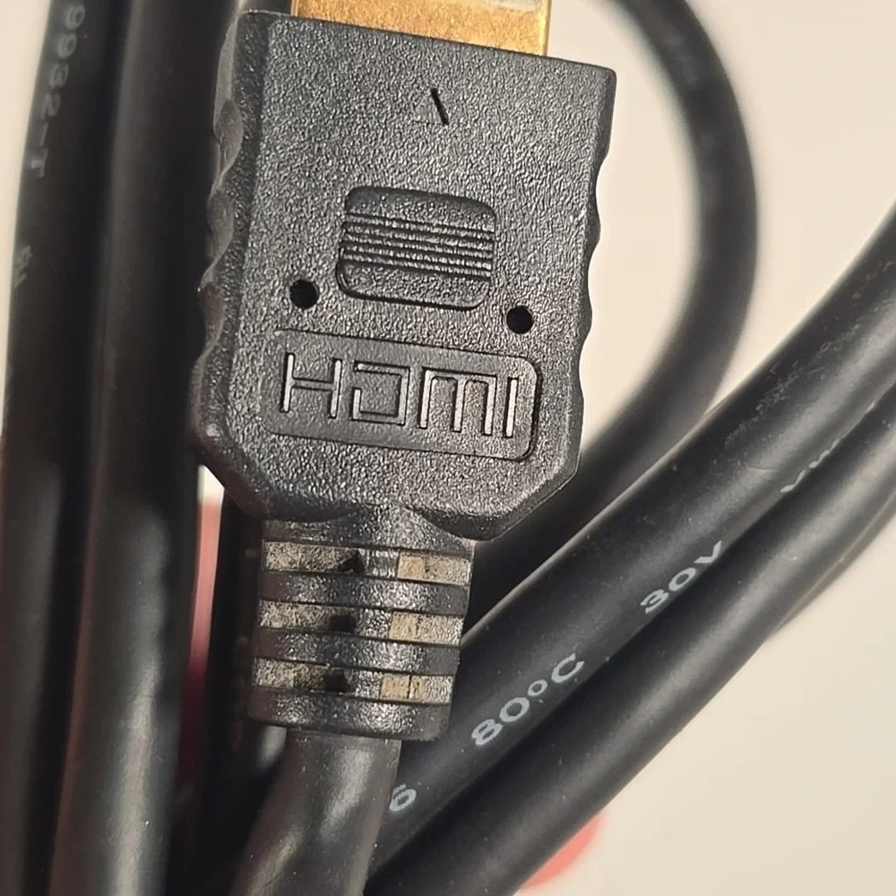 Lot Of 3, HDMI To HDMI Cables Black Various Lengths & Cable Sizes‎